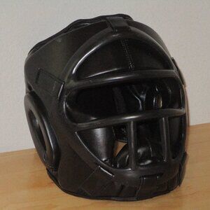 Revgear Previer Black Helmet Headgear Size XL Sports Good Pre Owned Condition